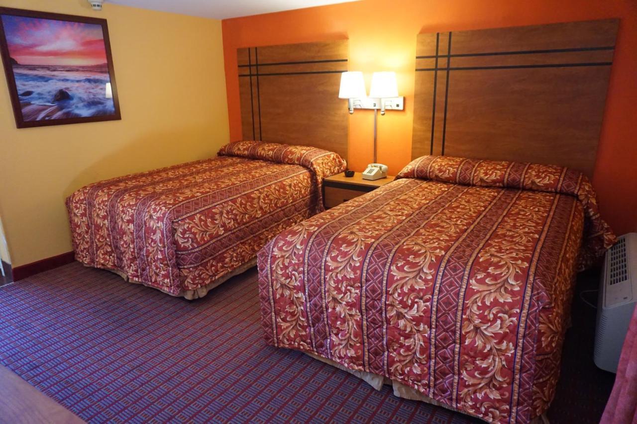 Relax Inn Vineland Bagian luar foto